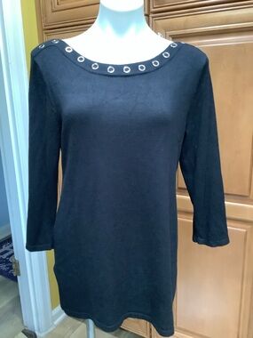 BLACK GROMMET BOATNECK TUNIC TOP